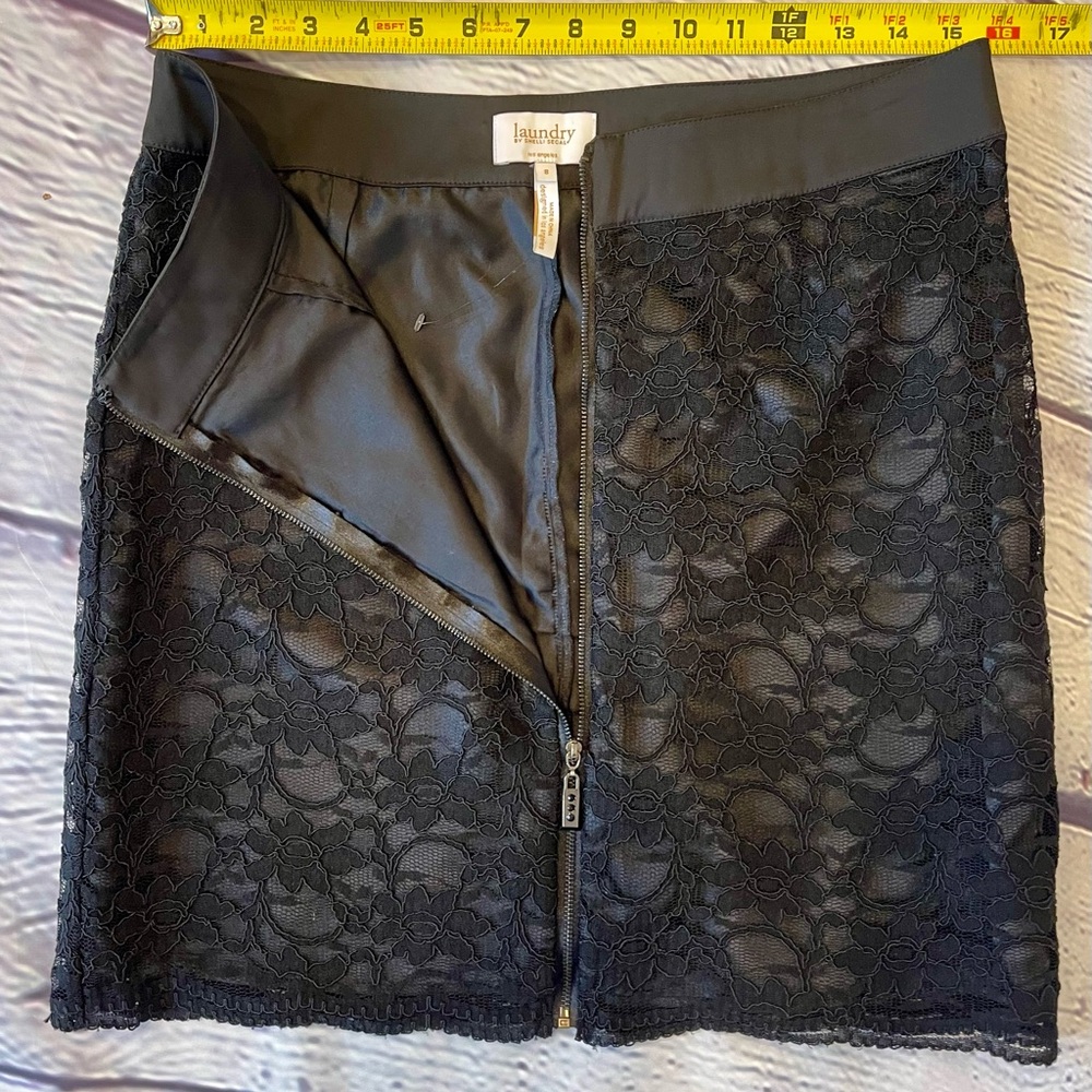 Laundry By Shelli Segal Women's Black Floral Lace Pencil Skirt